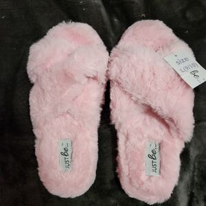 Just Be Women's Soft Pink Plush Slippers